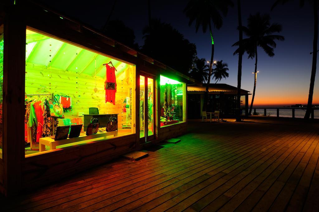 Teso Waterfront Resort 3*